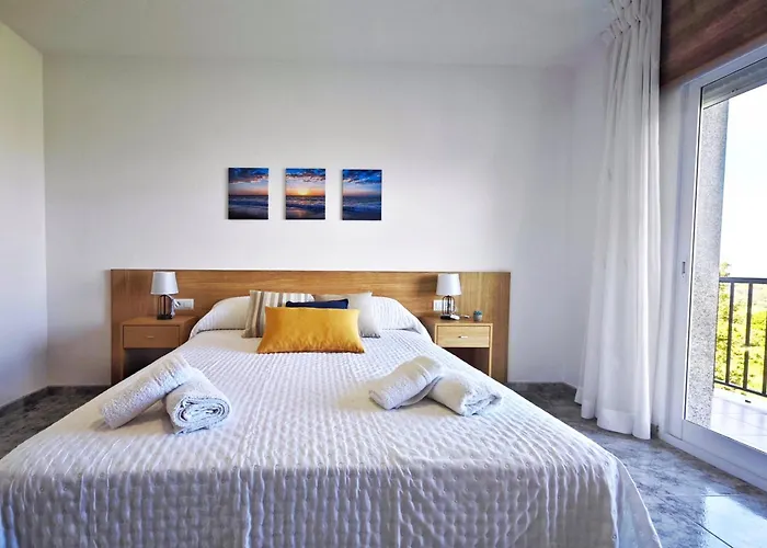 Desconectaengalicia Casa Vidal Lanzada Con Vistas Al Mar